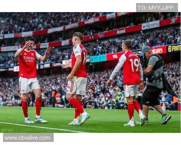 埃泽独领风骚热刺全队乏力全场数据对比揭示比赛悬殊